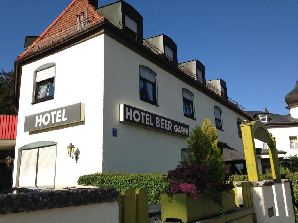 Hotel Beer 2*